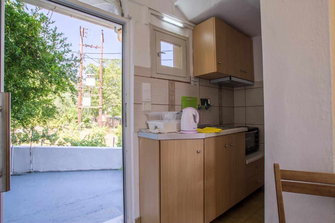 Aggeliki apartments Dassia Kato Korakiana Exterior foto